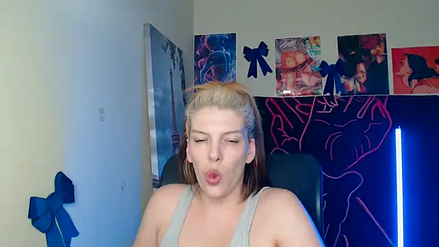 VanessaRey  online show from 15, 4, 2026