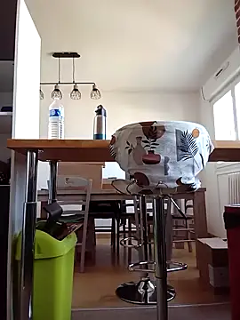 Snapshot of steven7246 chatting on 9, 9, 2025 steven7246 online show from 9, 9, 2025