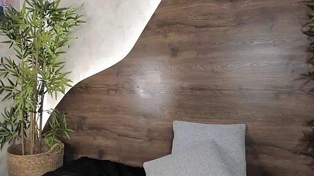 mia lacy  online show from 20, 11, 2025