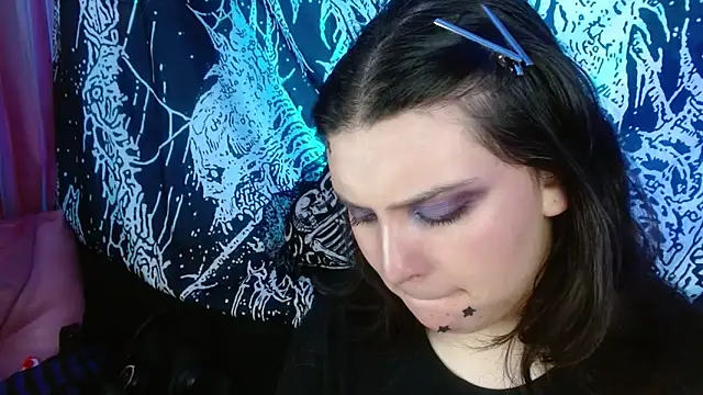 mikaskullcs online show from 21, 10, 2025