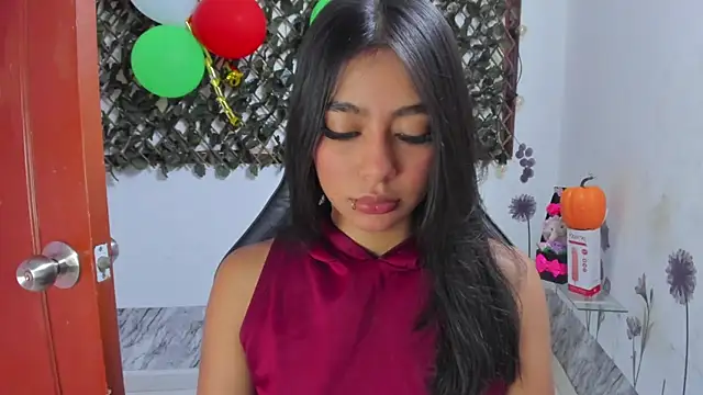 Sarahbrowm  online show from 28, 10, 2025