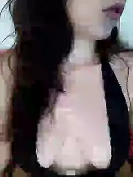 Snapshot of Cris_Redd chatting on 28, 4, 2026 Cris Redd online show from 28, 4, 2026