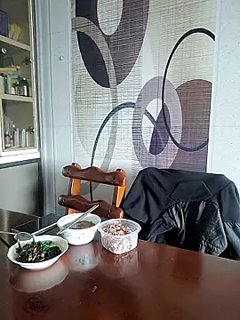 Snapshot of woonee827372 chatting on 2, 12, 2025 woonee827372 online show from 2, 12, 2025