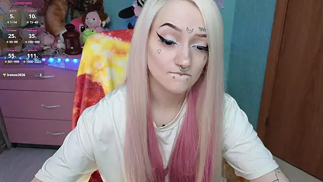 Snapshot of Manuela_unicorn chatting on 25, 11, 2025 Manuela unicorn online show from 25, 11, 2025