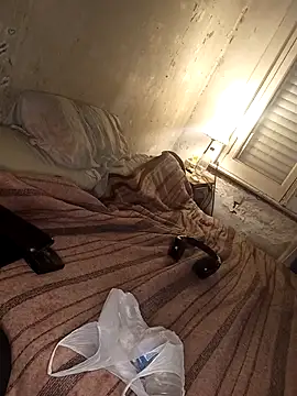 myla rommer1 online show from 23, 4, 2026