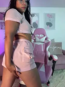 Snapshot of ariana_bae_ chatting on 21, 3, 2025 ariana bae online show from 21, 3, 2025