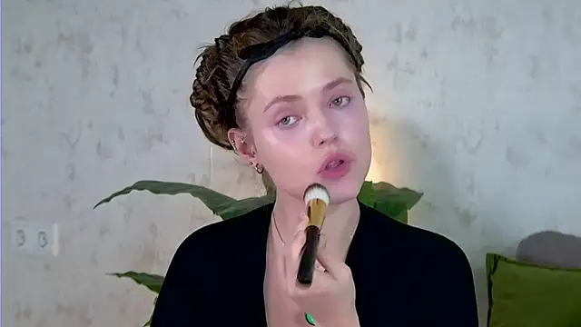 Snapshot of AshleyD_ chatting on 28, 9, 2025 AshleyD online show from 28, 9, 2025