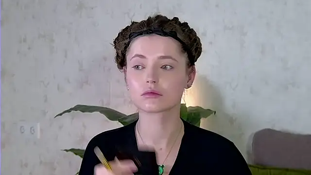 Snapshot of AshleyD_ chatting on 13, 10, 2025 AshleyD online show from 13, 10, 2025