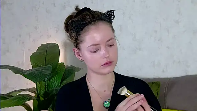 Snapshot of AshleyD_ chatting on 23, 10, 2025 AshleyD online show from 23, 10, 2025