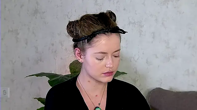 Snapshot of AshleyD_ chatting on 1, 12, 2025 AshleyD online show from 1, 12, 2025