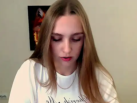 Snapshot of Doll_Angelina chatting on 16, 10, 2025 Doll Angelina online show from 16, 10, 2025