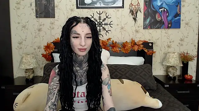 Velvetbat online show from 9, 11, 2025