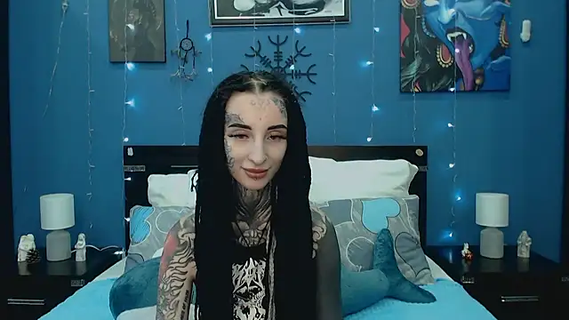 Snapshot of Velvetbat chatting on 26, 6, 2026 Velvetbat online show from 26, 6, 2026