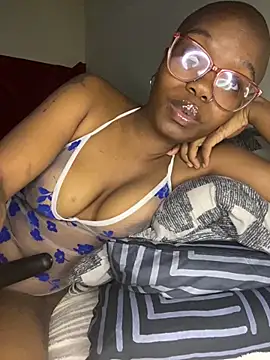 YummyMelanin117 online show from 21, 10, 2025