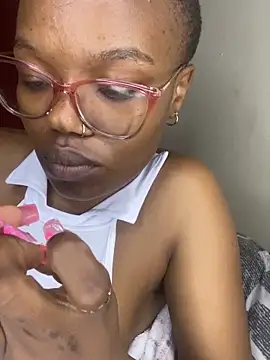 YummyMelanin117 online show from 11, 11, 2025