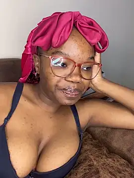 YummyMelanin117 online show from 24, 4, 2026