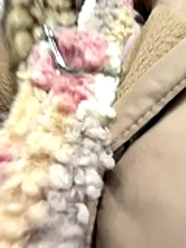 Snapshot of bambi_lu chatting on 17, 12, 2025 bambi lu online show from 17, 12, 2025