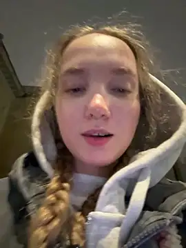 Snapshot of bambi_lu chatting on 1, 3, 2026 bambi lu online show from 1, 3, 2026