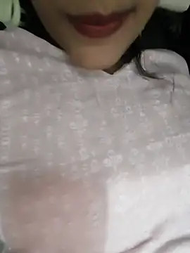 Snapshot of Eshwari_Chopra chatting on 14, 7, 2026 Eshwari Chopra online show from 14, 7, 2026