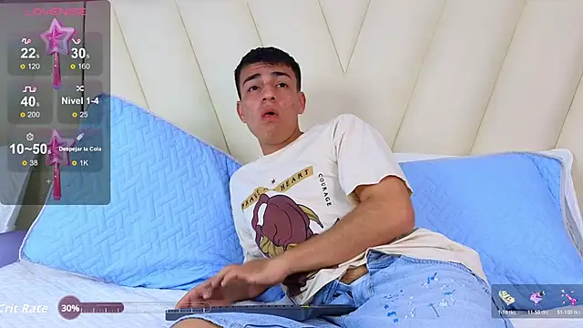 Snapshot of Hotboy21_ chatting on 18, 11, 2025 Hotboy21 online show from 18, 11, 2025