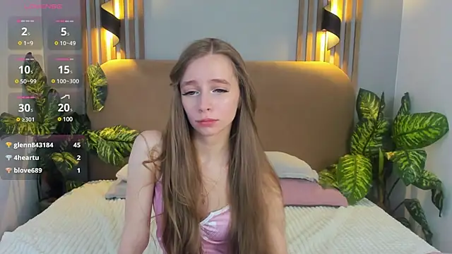 Amy Waynee online show from 23, 3, 2025