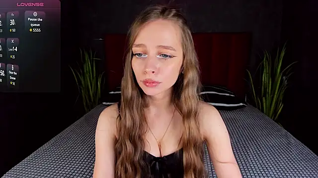 Amy Waynee online show from 27, 10, 2025