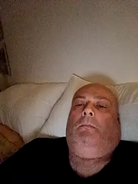 Alexis Bull online show from 19, 3, 2025