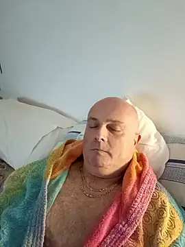 Alexis Bull online show from 12, 1, 2026