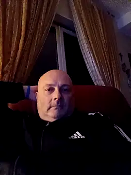 Alexis Bull online show from 1, 2, 2026