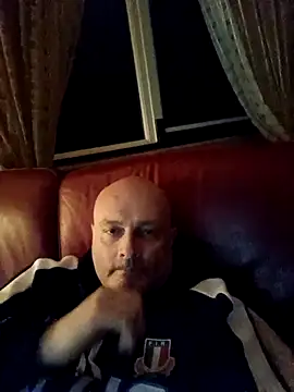 Alexis Bull online show from 19, 2, 2026