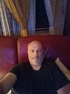 Snapshot of Alexis_Bull chatting on 6, 6, 2026 Alexis Bull online show from 6, 6, 2026