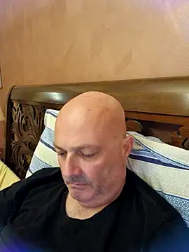 Snapshot of Alexis_Bull chatting on 12, 7, 2026 Alexis Bull online show from 12, 7, 2026