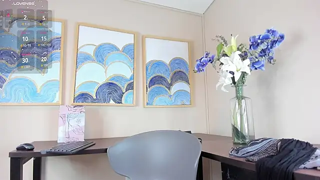 andrea xoe  online show from 18, 11, 2025