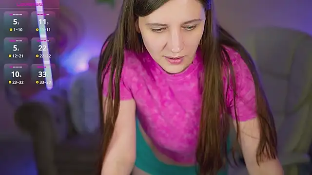 Snapshot of ValeryMurr chatting on 17, 12, 2025 ValeryMurr online show from 17, 12, 2025