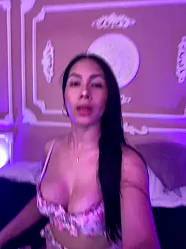 Snapshot of ArianaReynoldss chatting on 25, 9, 2025 ArianaReynoldss online show from 25, 9, 2025