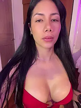 Snapshot of ArianaReynoldss chatting on 18, 6, 2026 ArianaReynoldss online show from 18, 6, 2026