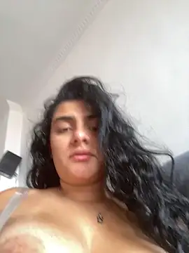 Snapshot of carlafox05 chatting on 13, 5, 2026 carlafox05 online show from 13, 5, 2026