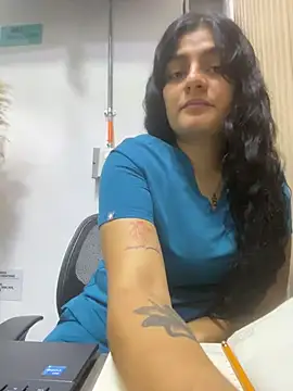 Snapshot of carlafox05 chatting on 1, 6, 2026 carlafox05 online show from 1, 6, 2026
