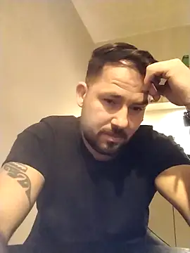 Snapshot of iunutmi chatting on 17, 11, 2025 iunutmi online show from 17, 11, 2025