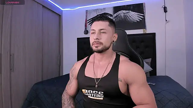 santi aesthetic online show from 1, 10, 2025