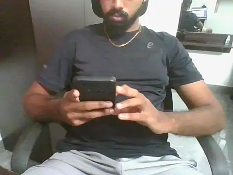 lovelyakash69 online show from 3, 10, 2025