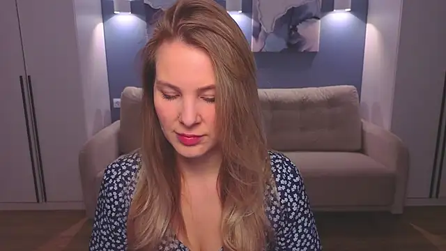 MelanieBennett online show from 3, 3, 2026