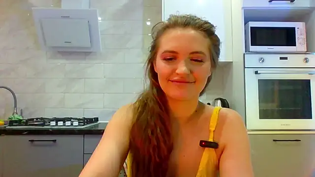 TesssaHart online show from 25, 3, 2026