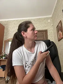 Snapshot of MariannaSida chatting on 23, 6, 2026 MariannaSida online show from 23, 6, 2026