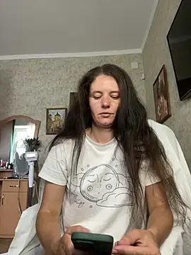 Snapshot of MariannaSida chatting on 3, 7, 2026 MariannaSida online show from 3, 7, 2026