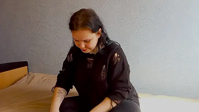 SweetPiggyx online show from 9, 4, 2026