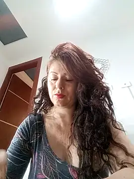 lunadicty online show from 10, 9, 2025