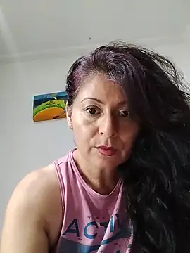 lunadicty online show from 10, 6, 2026