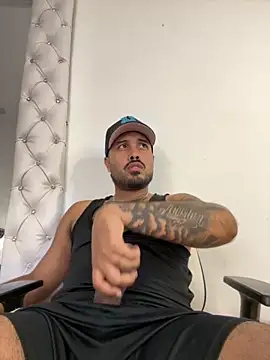 PapiStan online show from 5, 12, 2025