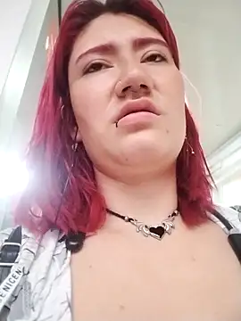 Cerecitaa02  online show from 22, 12, 2025